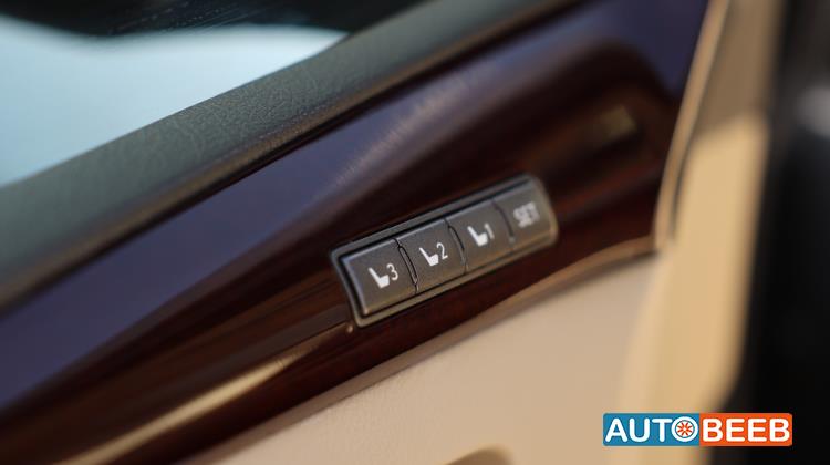 Lexus LX570 2014